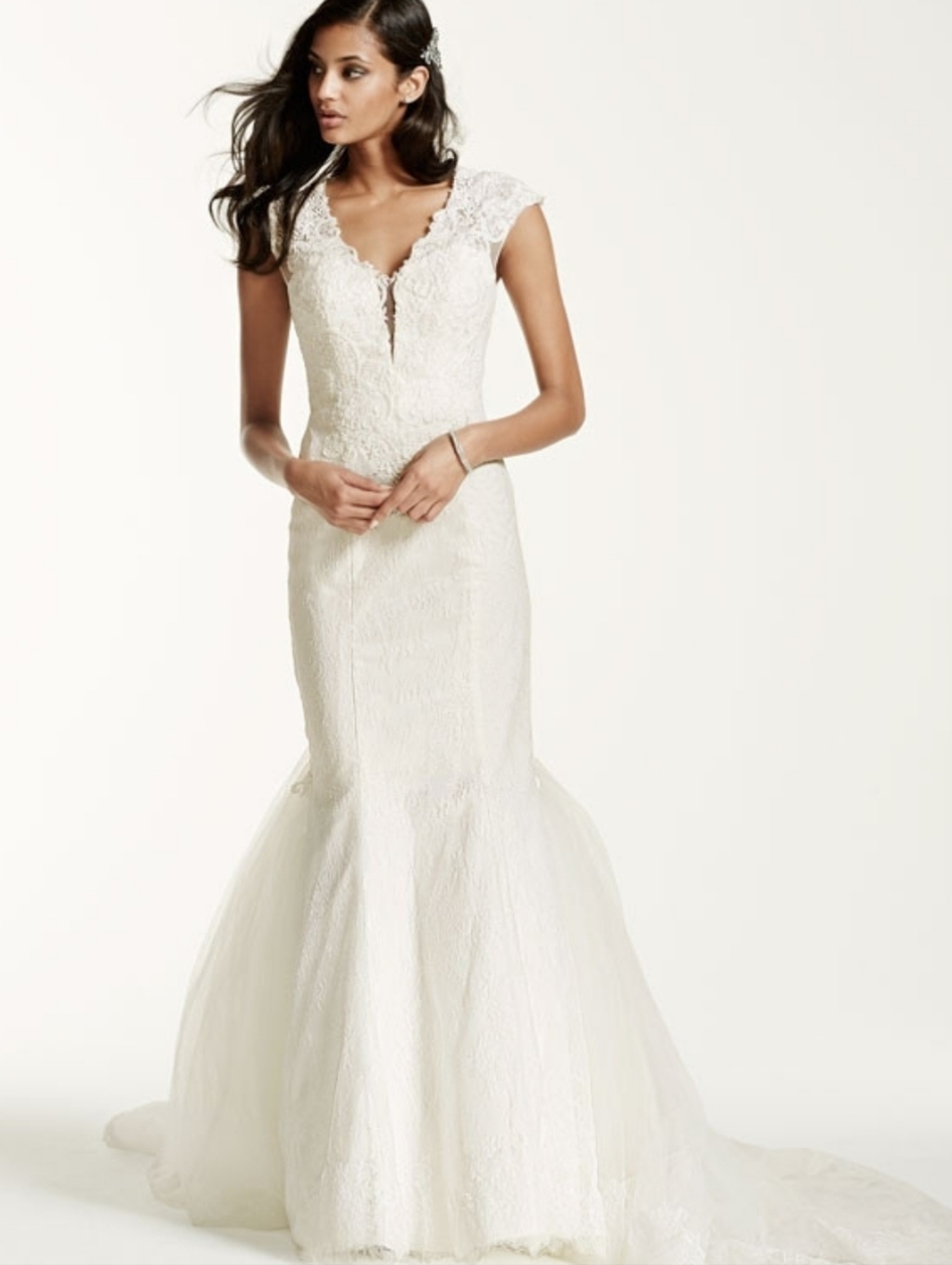 Beautiful Galina Signature Wedding Dress  Ivory Color  Size 12